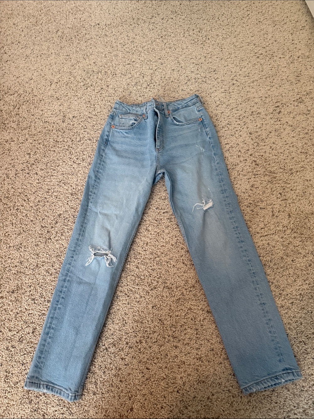 Zara Light Wash Straight-Leg Ripped Jeans